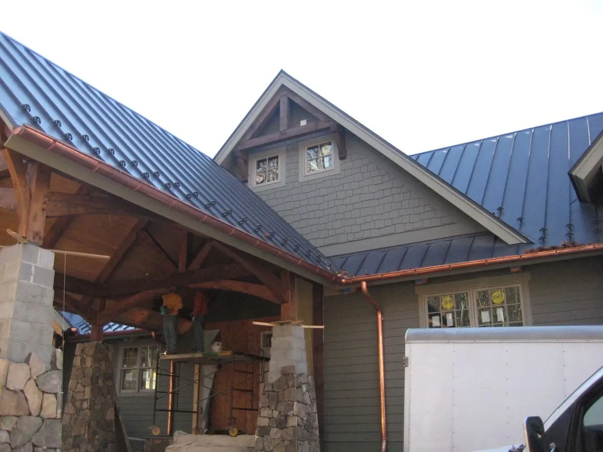 Craftsman Roofing team delivering quality roofing work in Oatfield